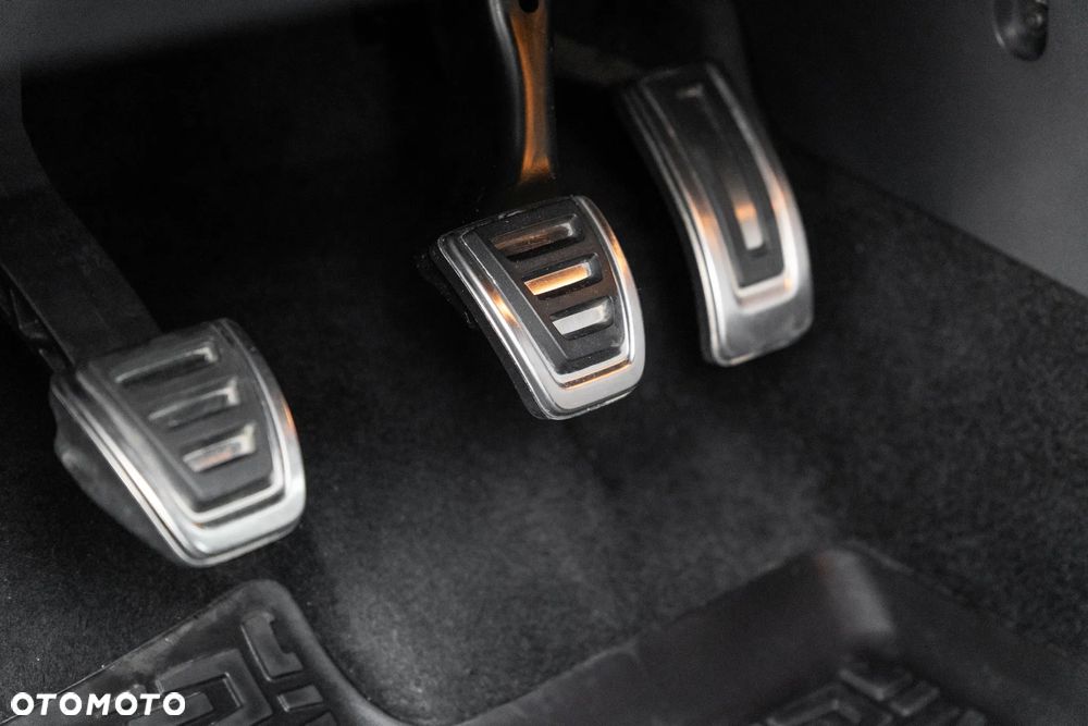 Skoda Octavia 2.0 TSI GPF RS 245 - 25