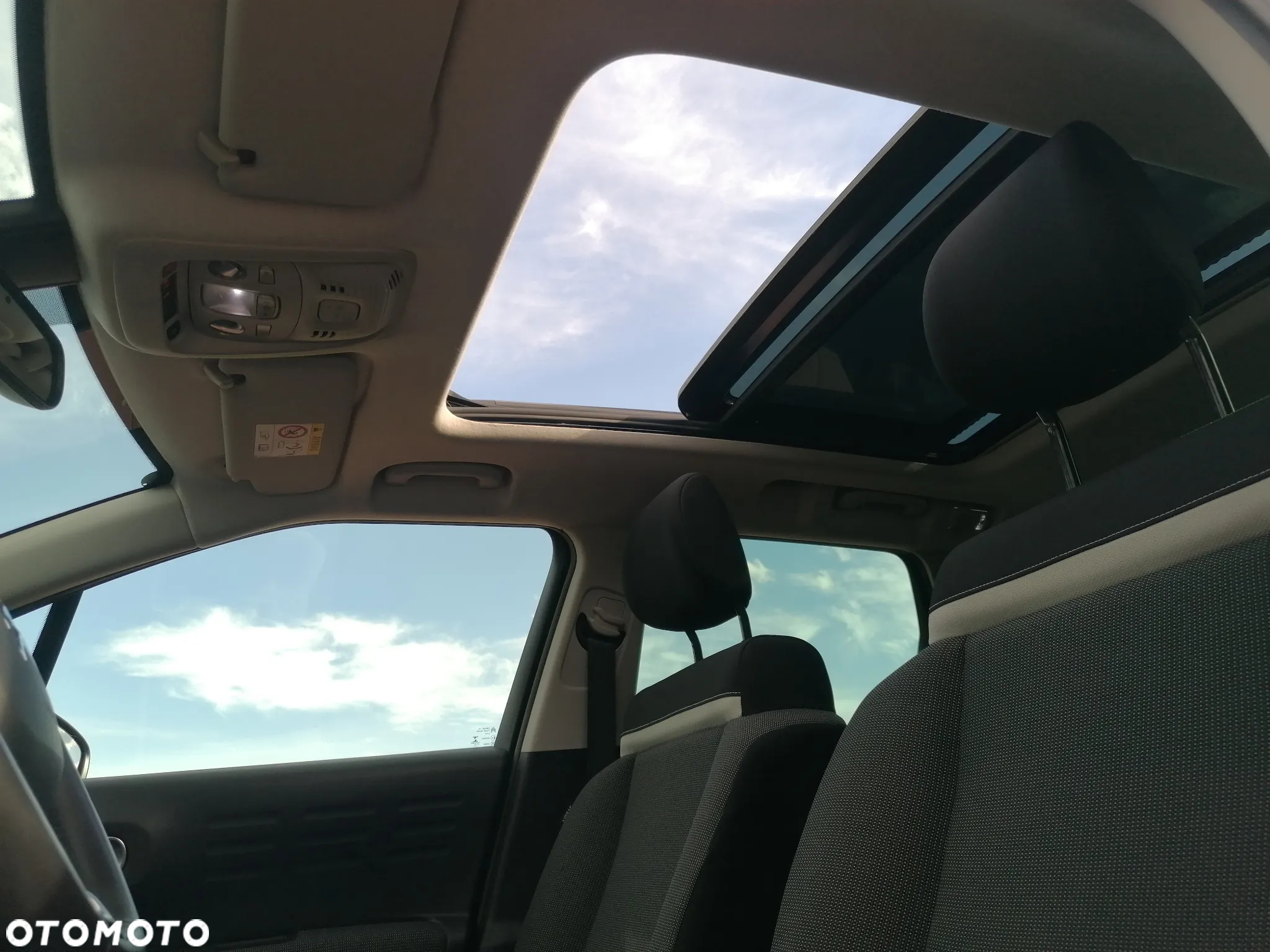 Citroën C3 Aircross 1.2 PureTech Shine S&S EAT6 - 20