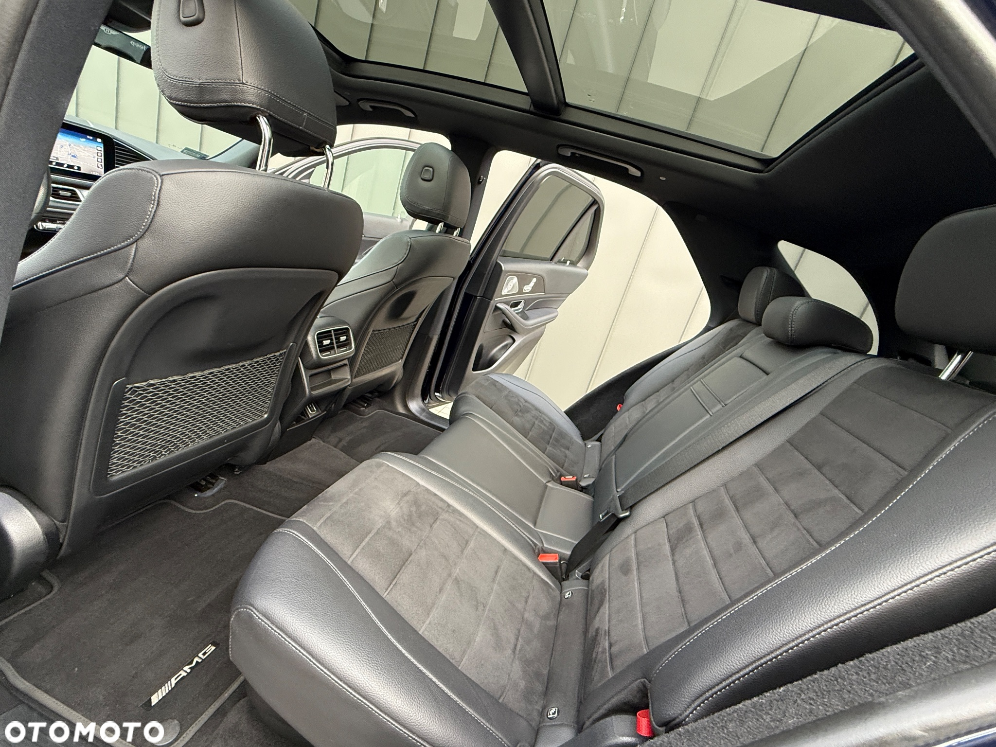 Mercedes-Benz GLE 300 d 4-Matic - 29
