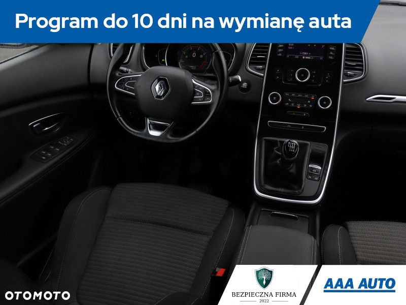 Renault Grand Scenic - 8