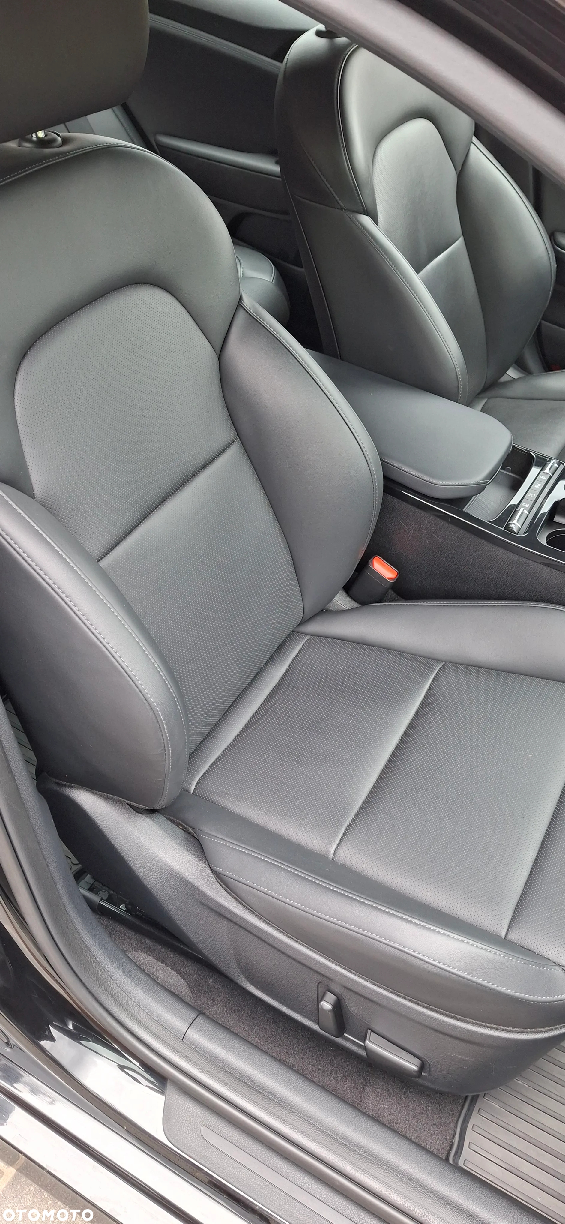 Kia Stinger 2.0 T-GDI GT Line - 6