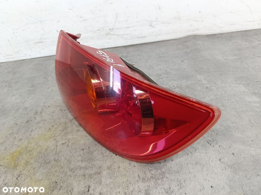 LAMPA TYLNA PRAWA MAZDA 3 I P2688 STANLEY SEDAN - 4