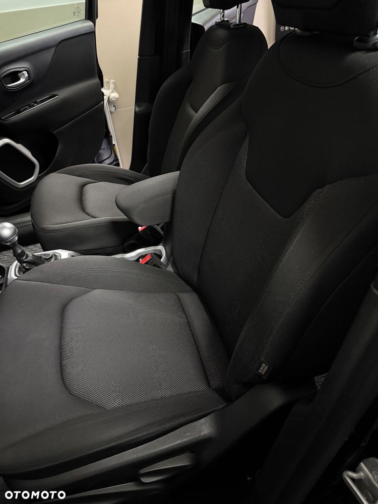 Jeep Renegade 1.6 E-TorQ Sport FWD - 17