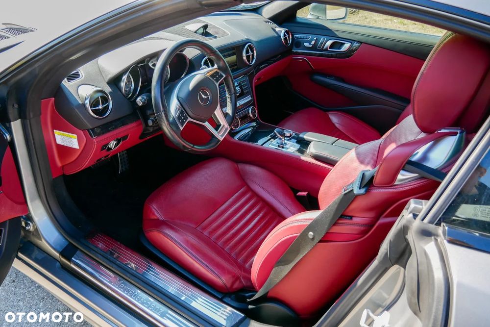 Mercedes-Benz SL - 15