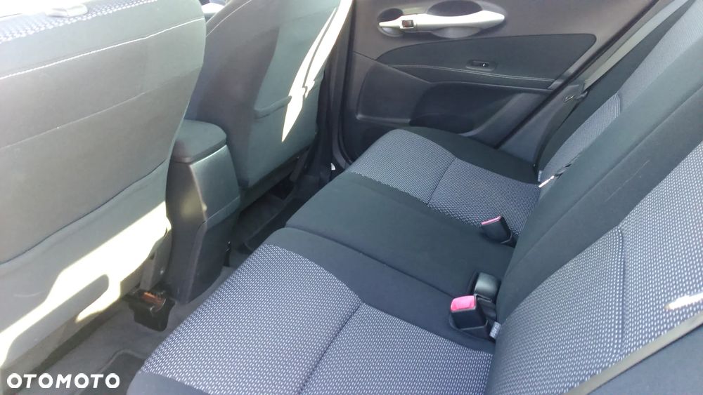 Toyota Auris 1.6 Comfort - 16