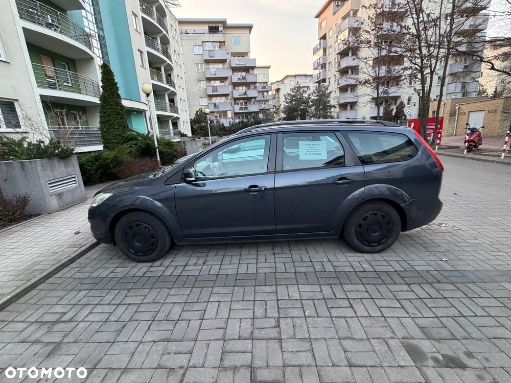 Ford Focus 1.6 Ambiente - 7