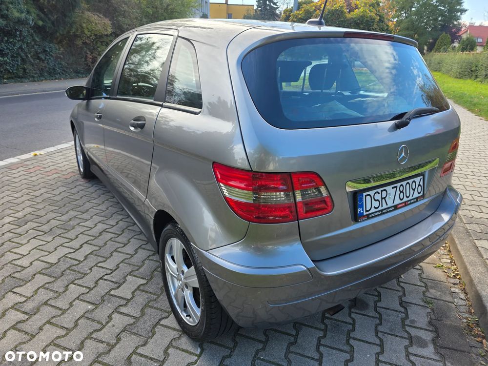 Mercedes-Benz Klasa B 150 - 14