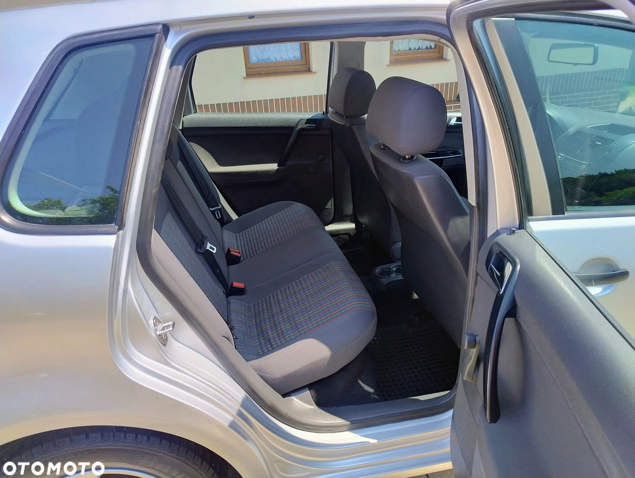 Volkswagen Polo 1.4 16V Trendline - 11