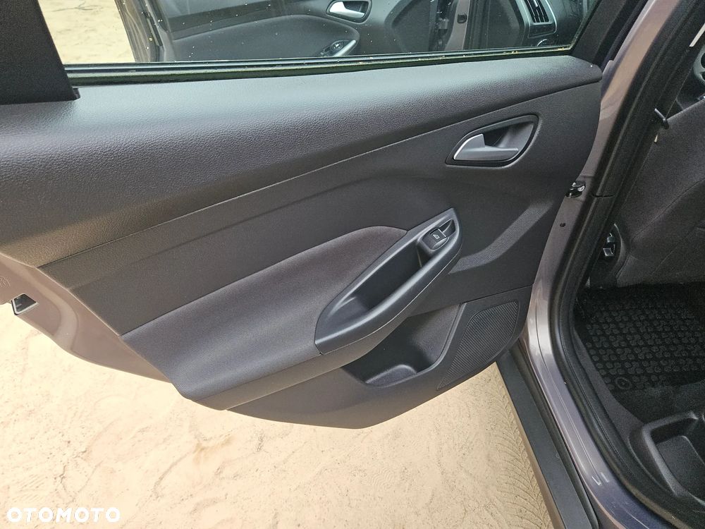 Ford Focus 1.0 EcoBoost Start-Stopp-System Titanium - 15