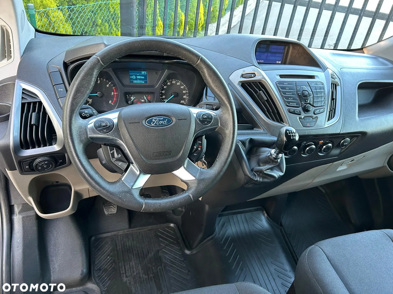 Ford Transit Custom 290 L2H1 Ambiente - 21