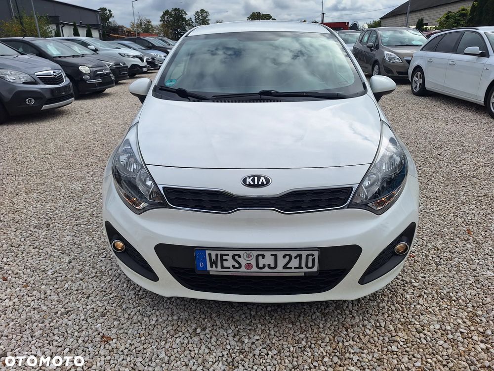 Kia Rio 1.4 Fifa World Cup Edition - 5