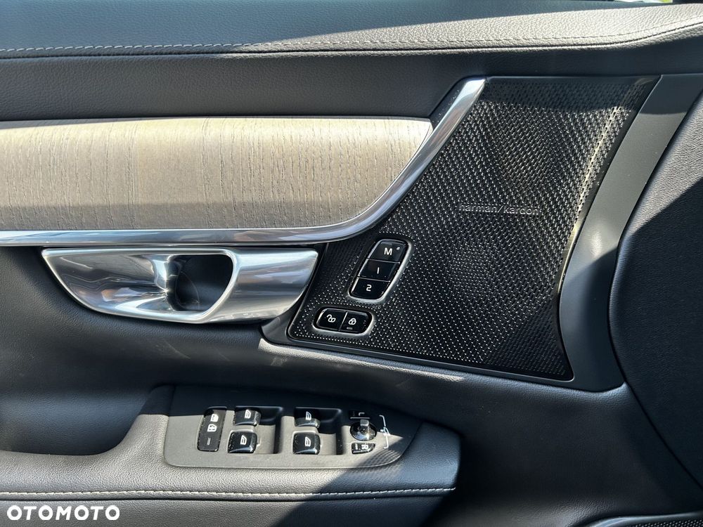 Volvo S90 - 17