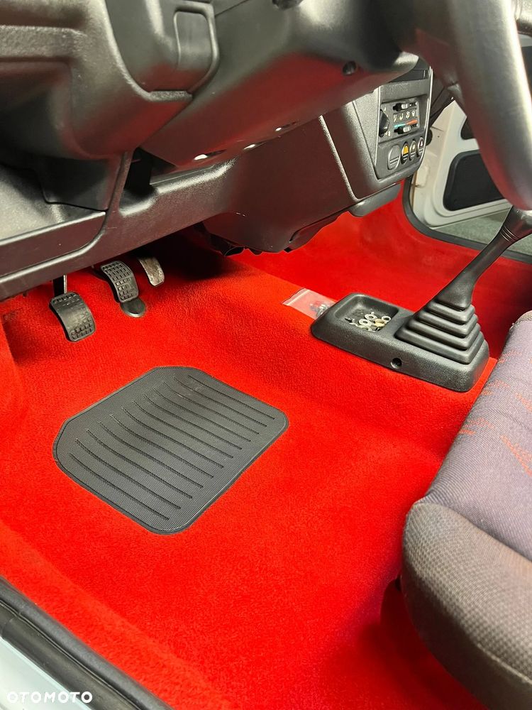 Peugeot 106 - 19