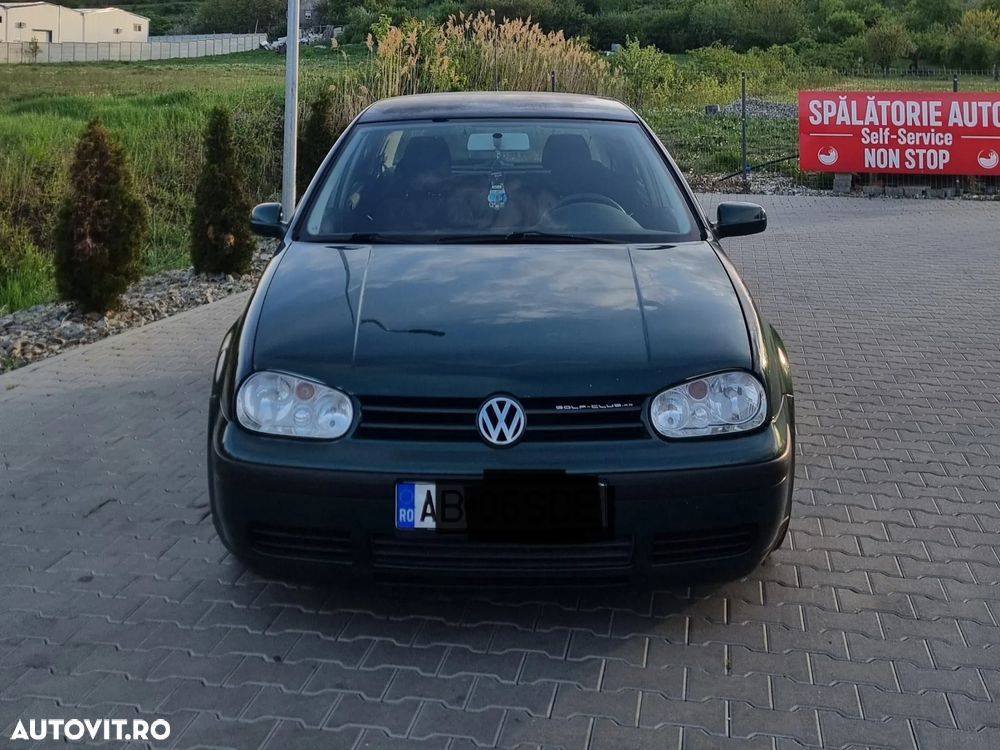 Volkswagen Golf - 4