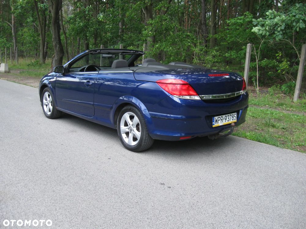 Opel Astra 1.8 Cosmo - 4