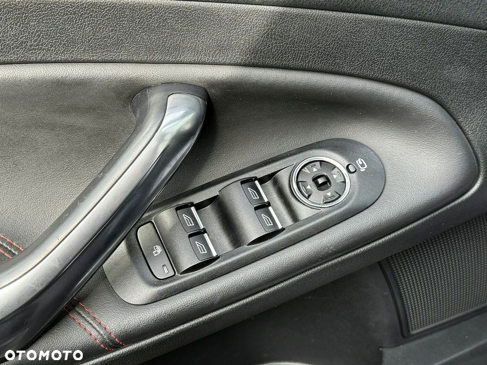 Ford Mondeo 2.0 EcoBoost ST-Line - 14