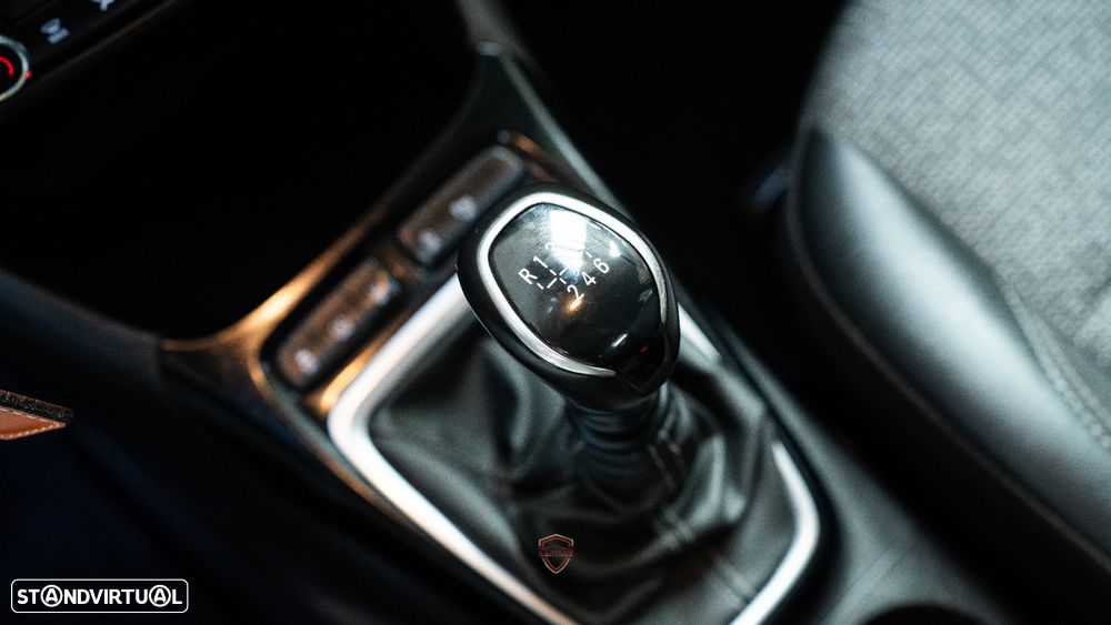 Opel Crossland X - 30