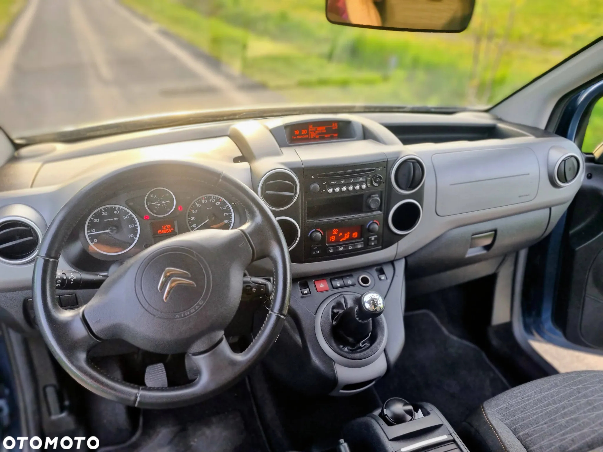 Citroën Berlingo Multispace BlueHDi 100 SELECTION - 10