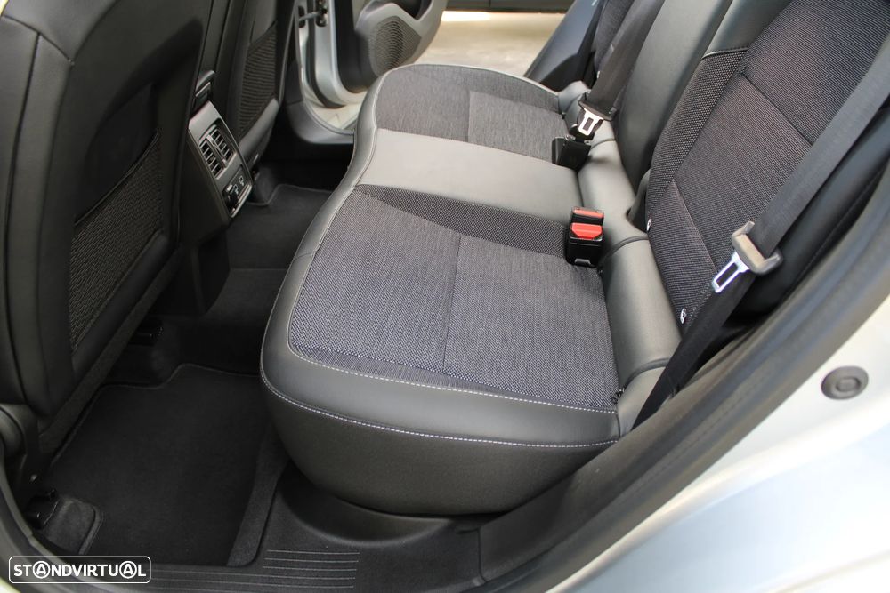 Renault Captur TCe Mild Hybrid 140 EDC GPF EVOLUTION - 45