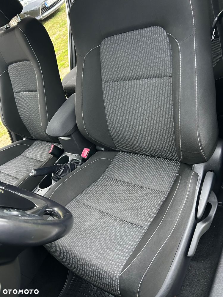 Toyota Auris 1.6 Active - 17