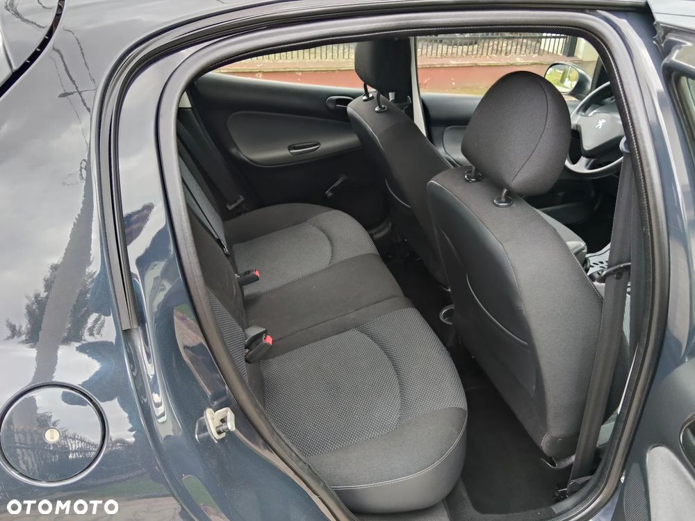 Peugeot 206 plus 75 - 19