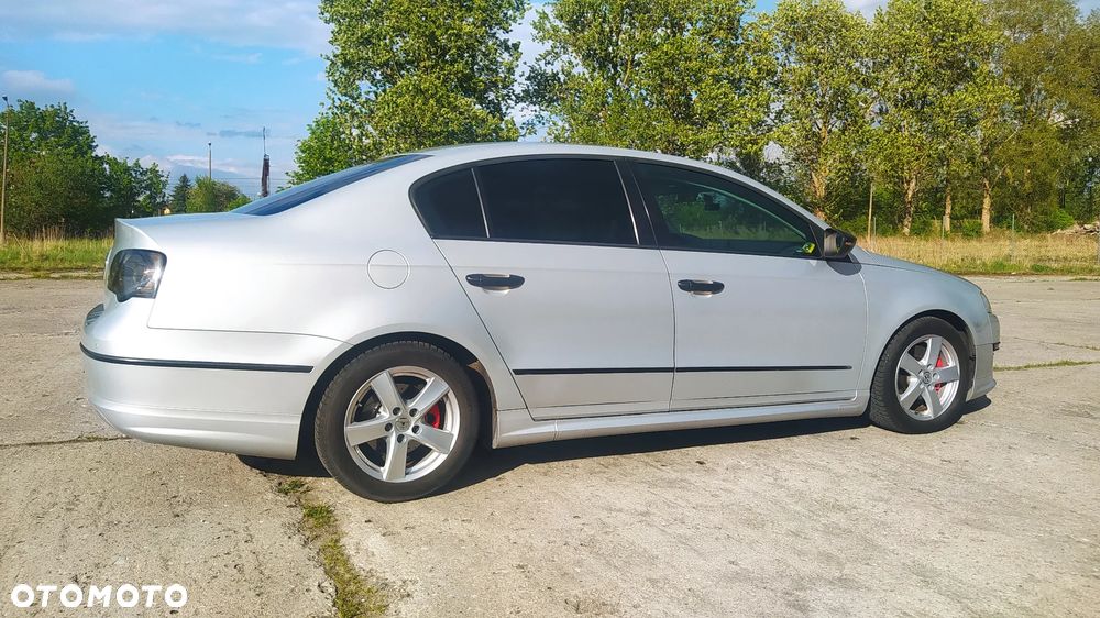 Volkswagen Passat 2.0 TDI DPF Comfortline - 2