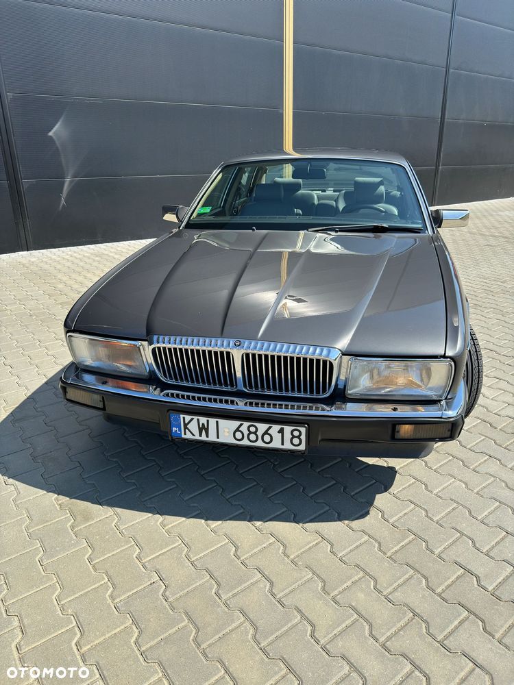 Jaguar XJ - 1