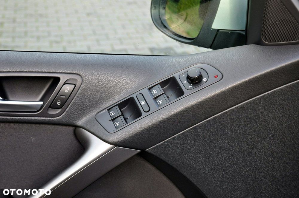 Volkswagen Tiguan - 37