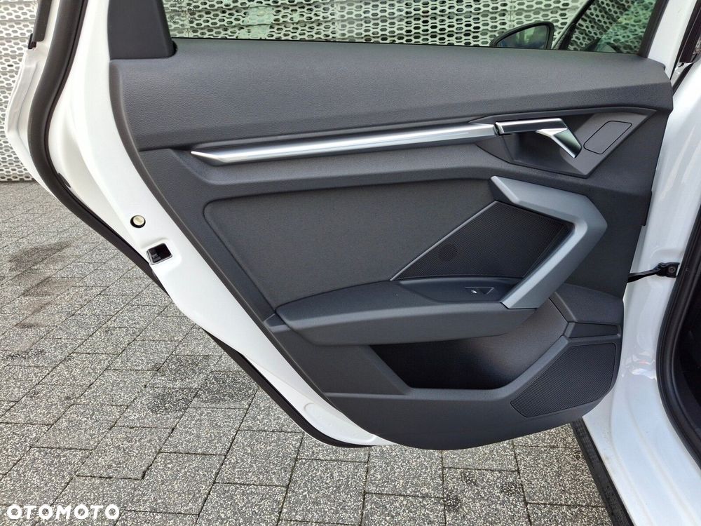 Audi A3 Sportback - 13