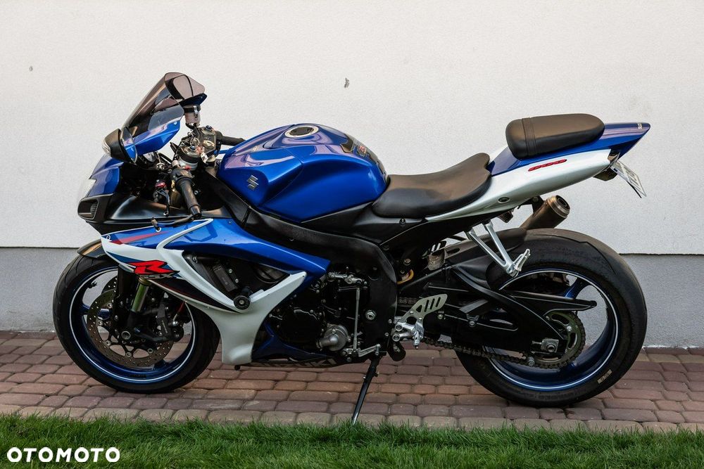 Suzuki GSX-R - 12