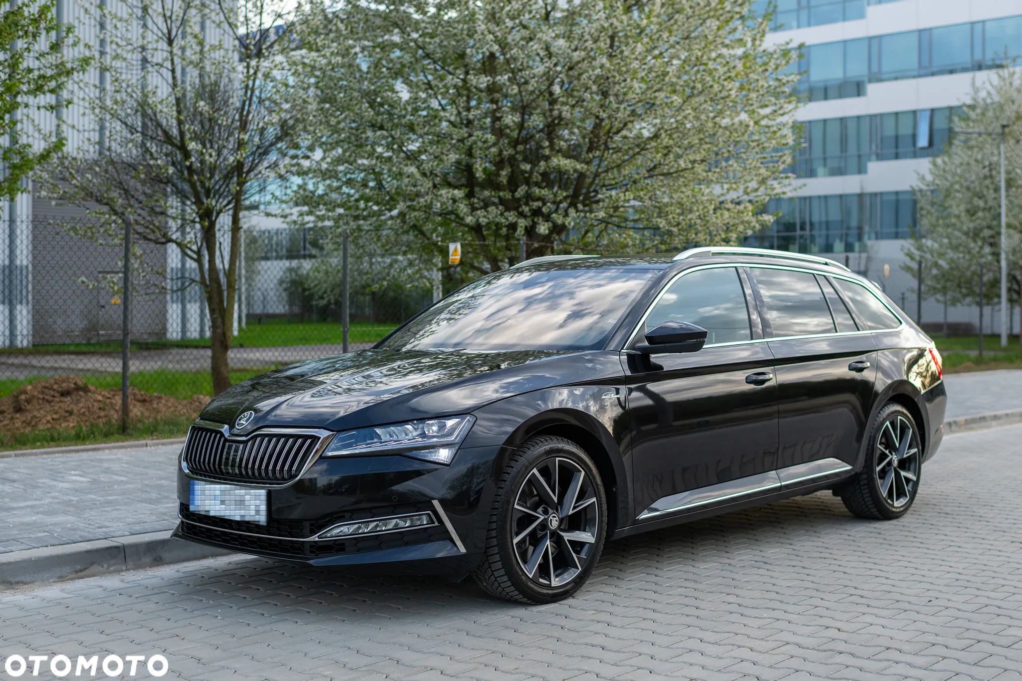 Skoda Superb 2.0 TSI 4x4 L&K DSG - 1