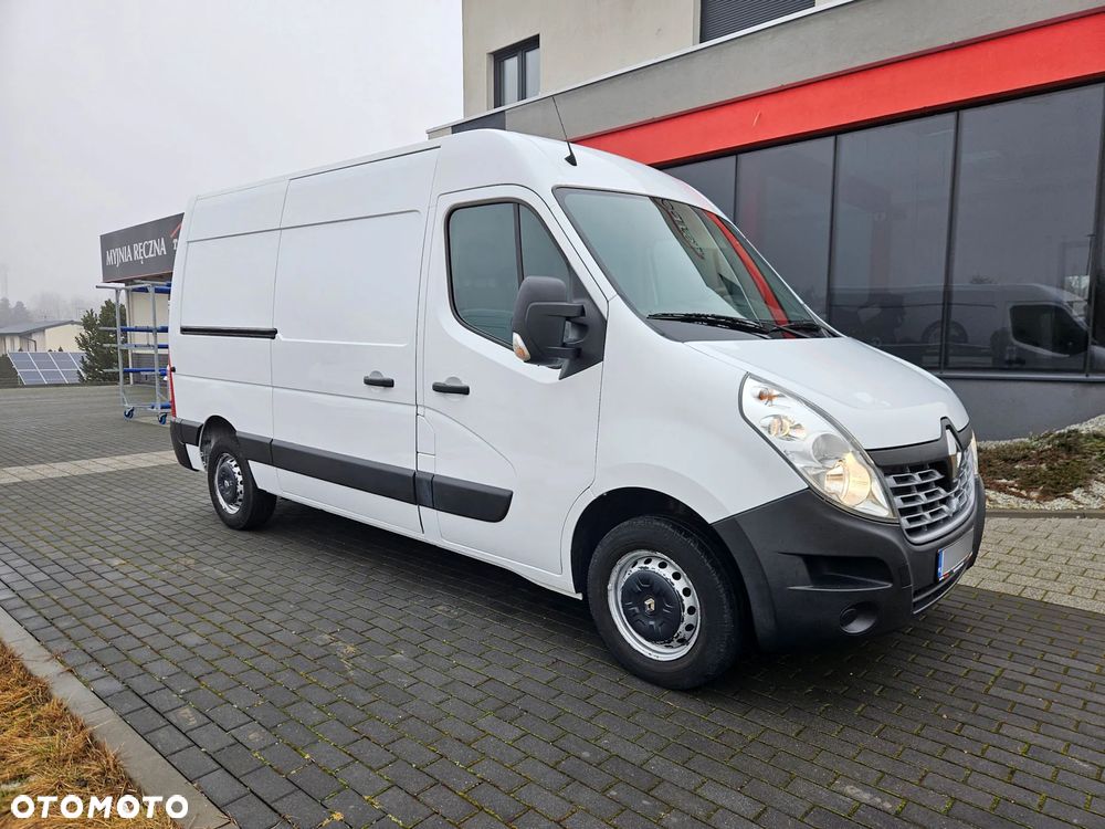 Renault Master L2H2 2.3dCi 130KM