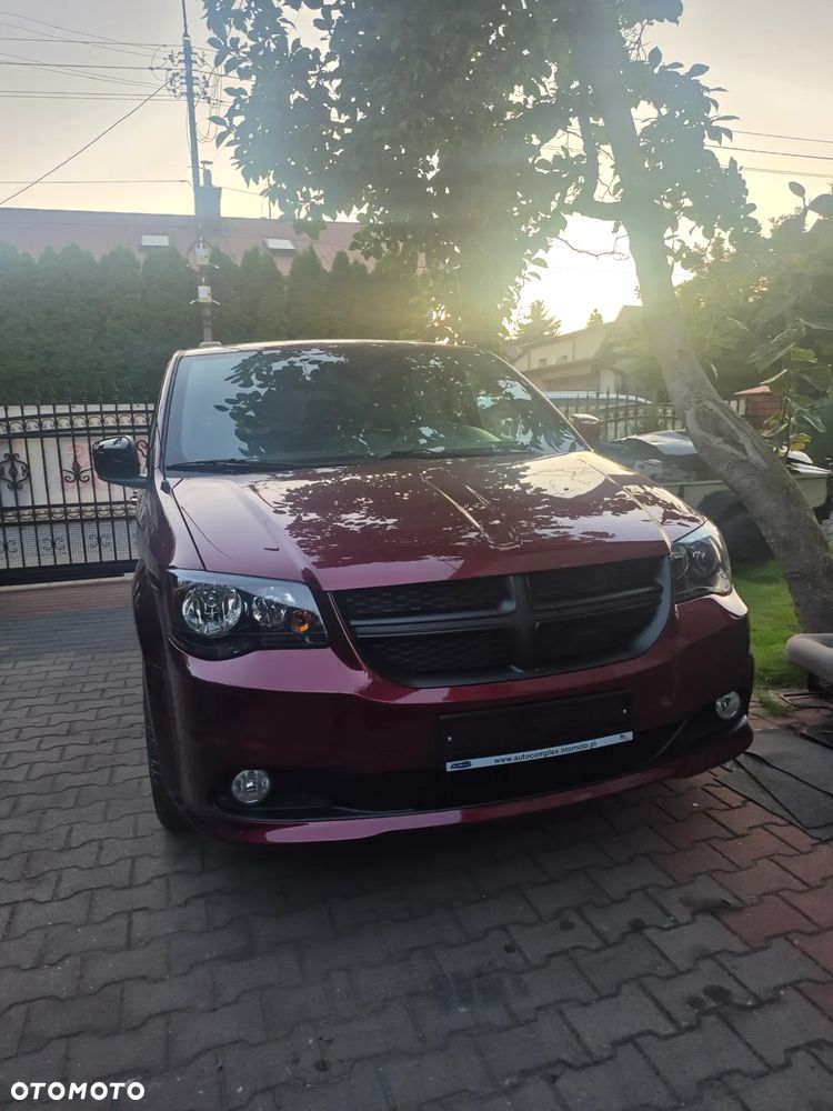 Dodge Grand Caravan 3.6 R/T - 5