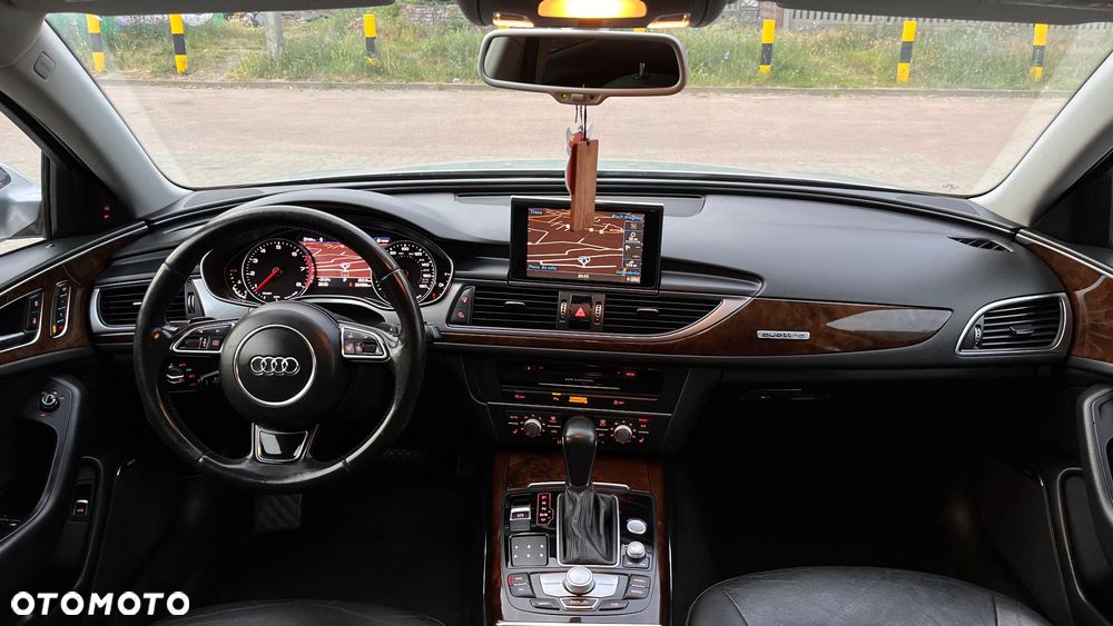 Audi A6 Avant - 11