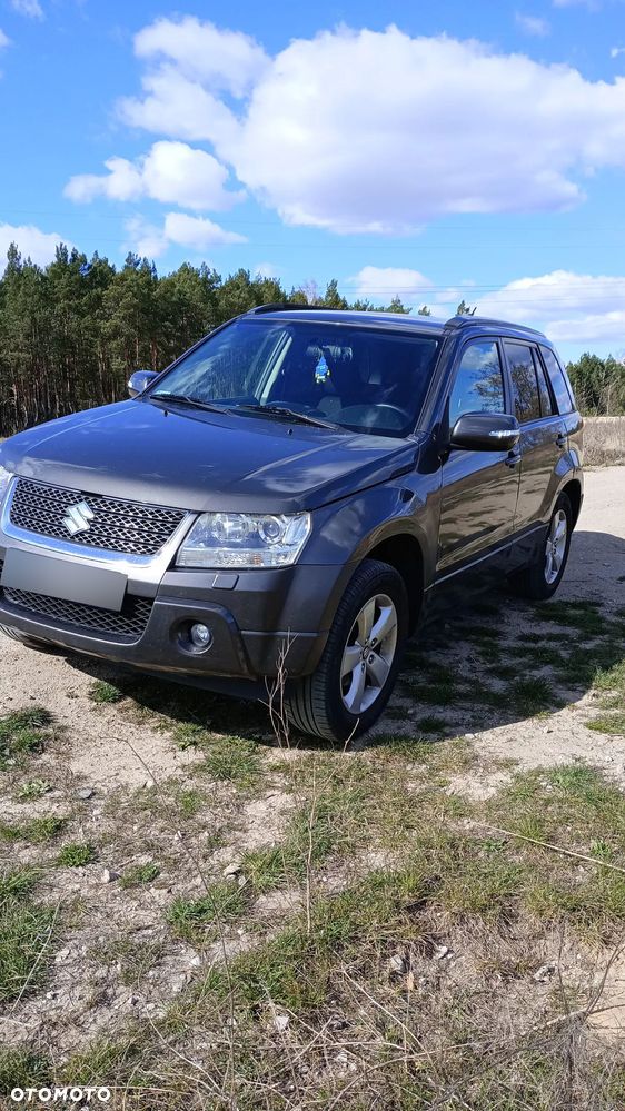 Suzuki Grand Vitara 2.4 De Luxe EU5 - 21