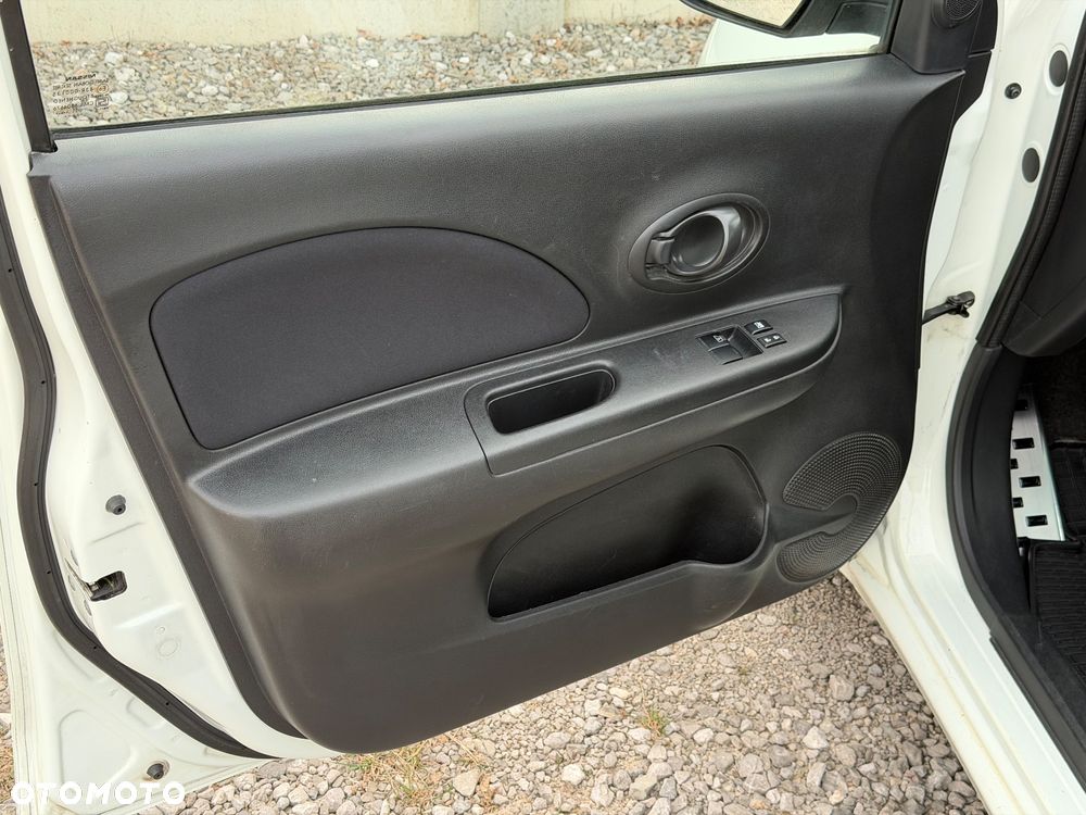 Nissan Micra 1.2 Bild der Frau - 17