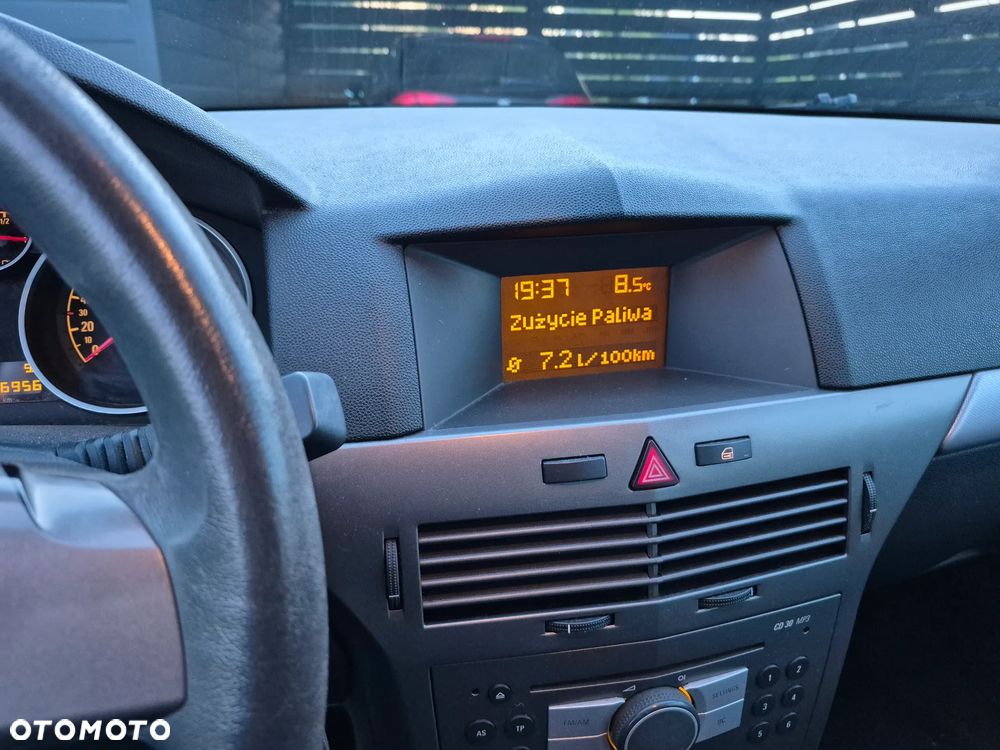Opel Astra - 9