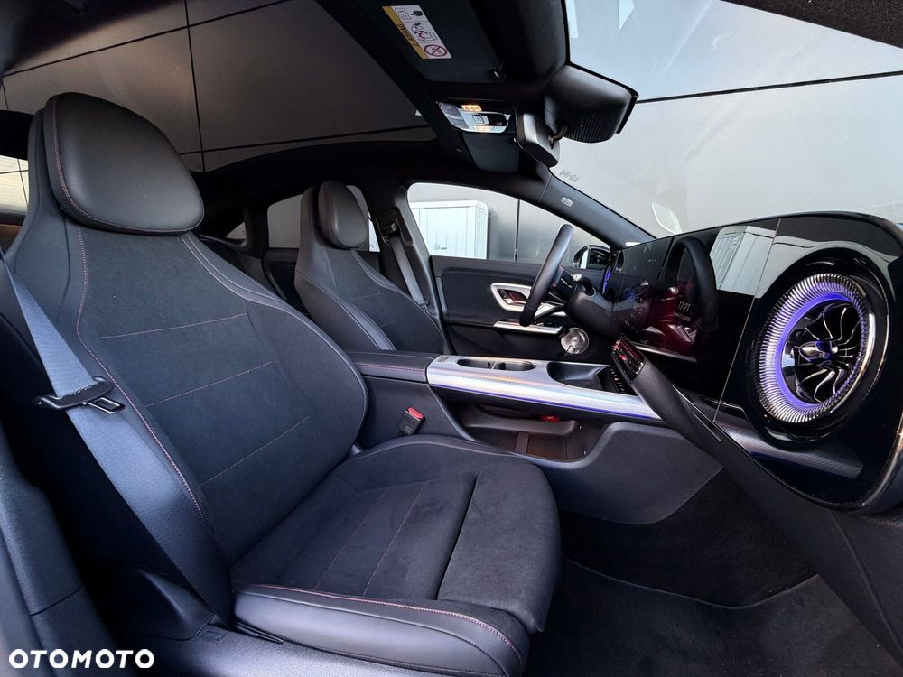 Mercedes-Benz CLA - 17