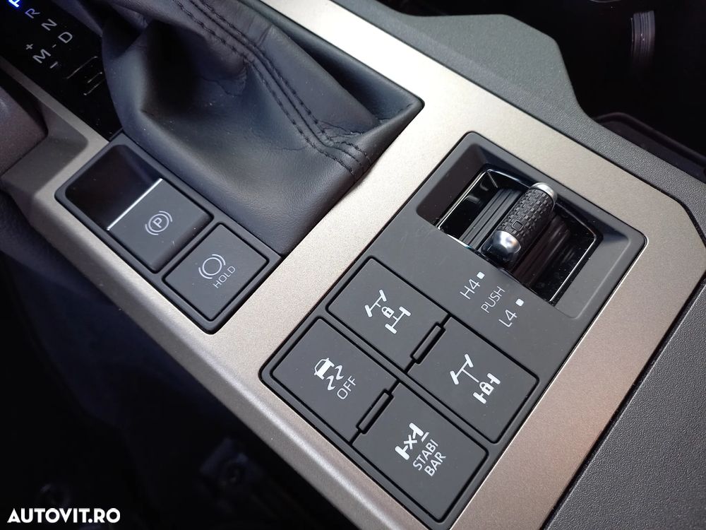 Toyota Land Cruiser - 31