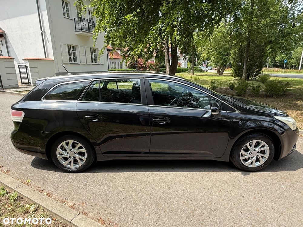 Toyota Avensis 2.0 Prestige NAVI - 15