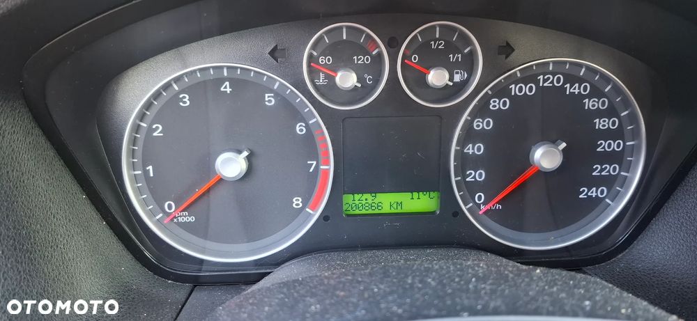 Ford Focus 1.8 Fun - 13