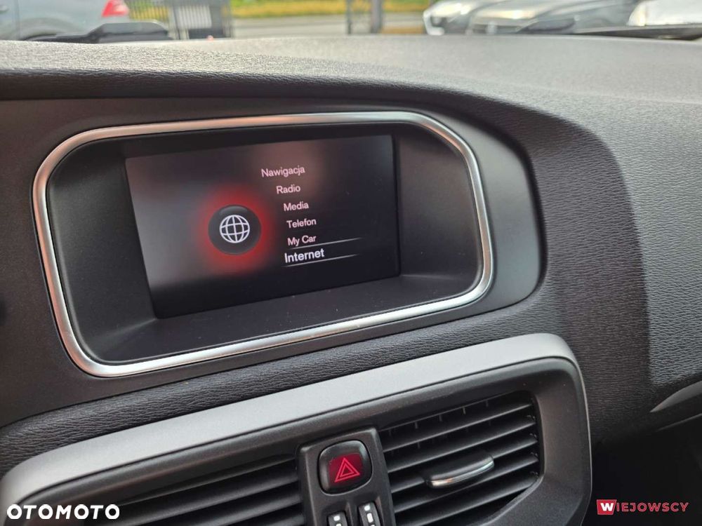 Volvo V40 - 21