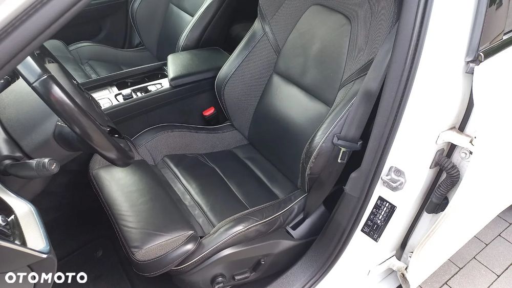 Volvo V60 B4 D Geartronic RDesign - 13