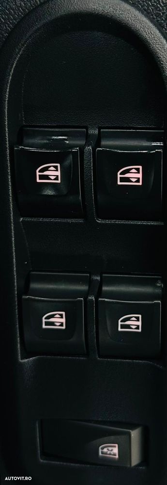 Dacia Duster 1.2 TCe 4x2 Laureate - 12