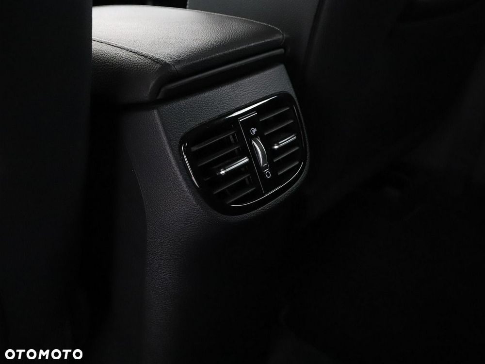Kia XCeed 1.5 T-GDI OPF JBL Sound Edition - 38