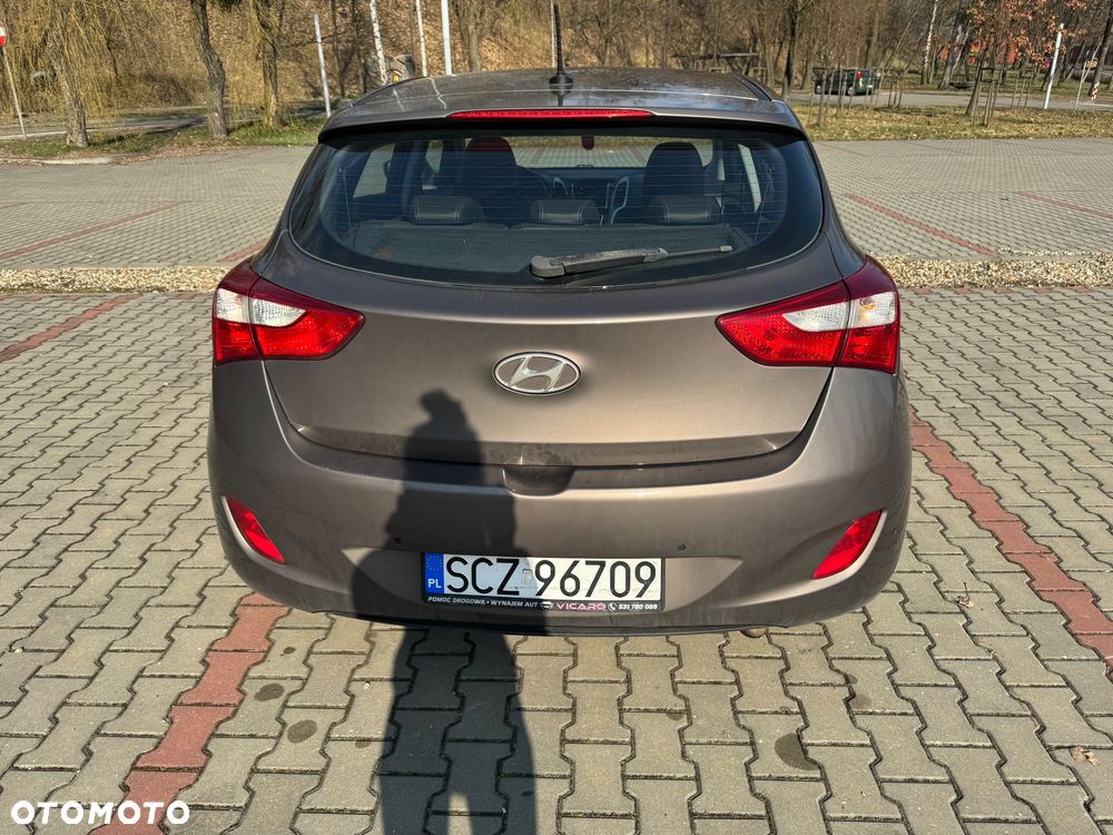 Hyundai i30 1.6 GDI Premium - 3