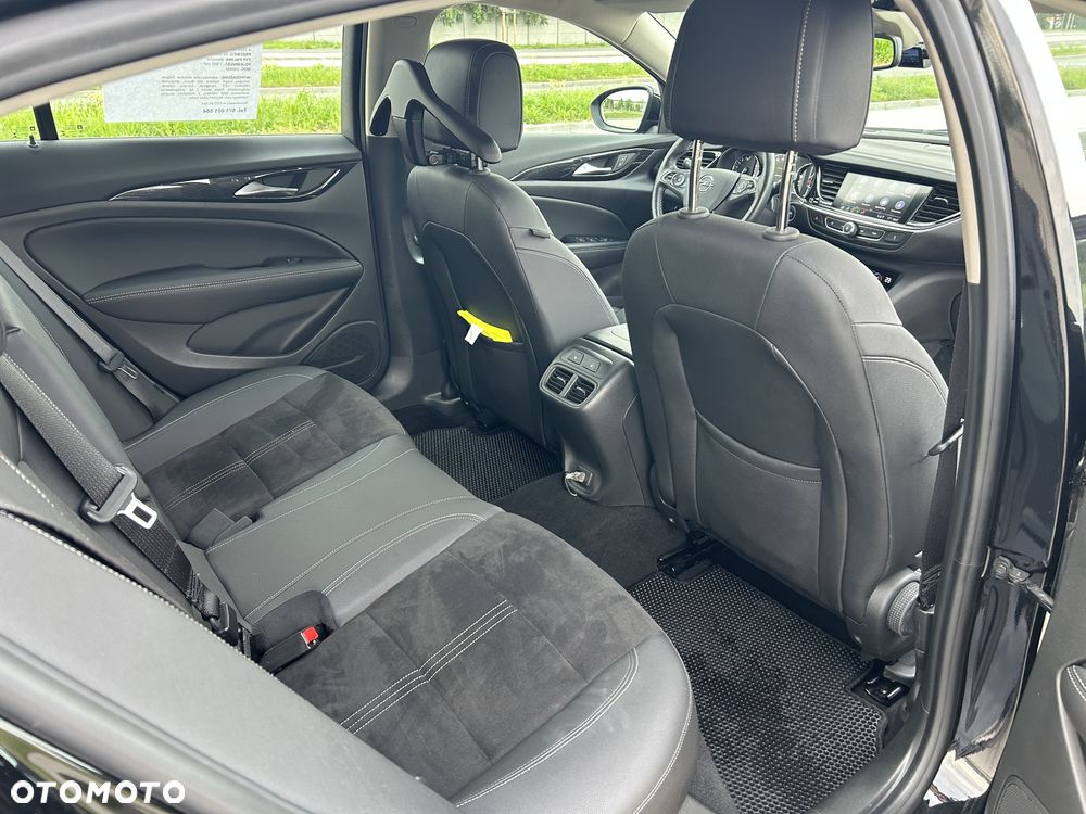 Opel Insignia - 20