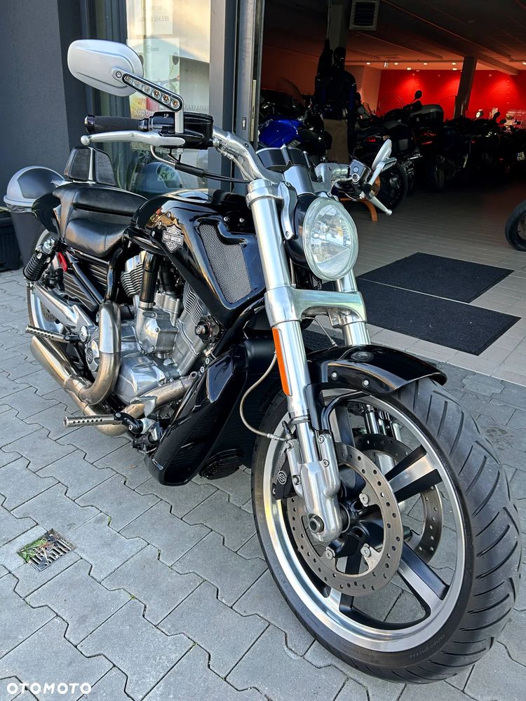 Harley-Davidson V-Rod Muscle - 10