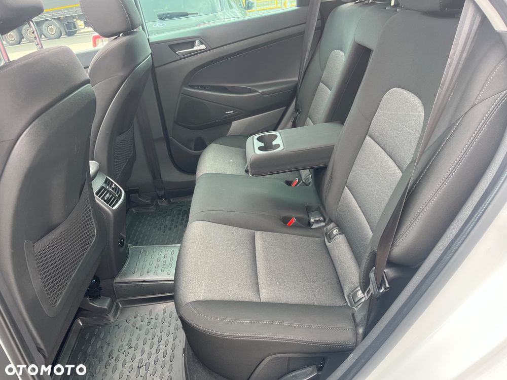 Hyundai Tucson 1.6 Turbo 2WD Intro Edition - 12