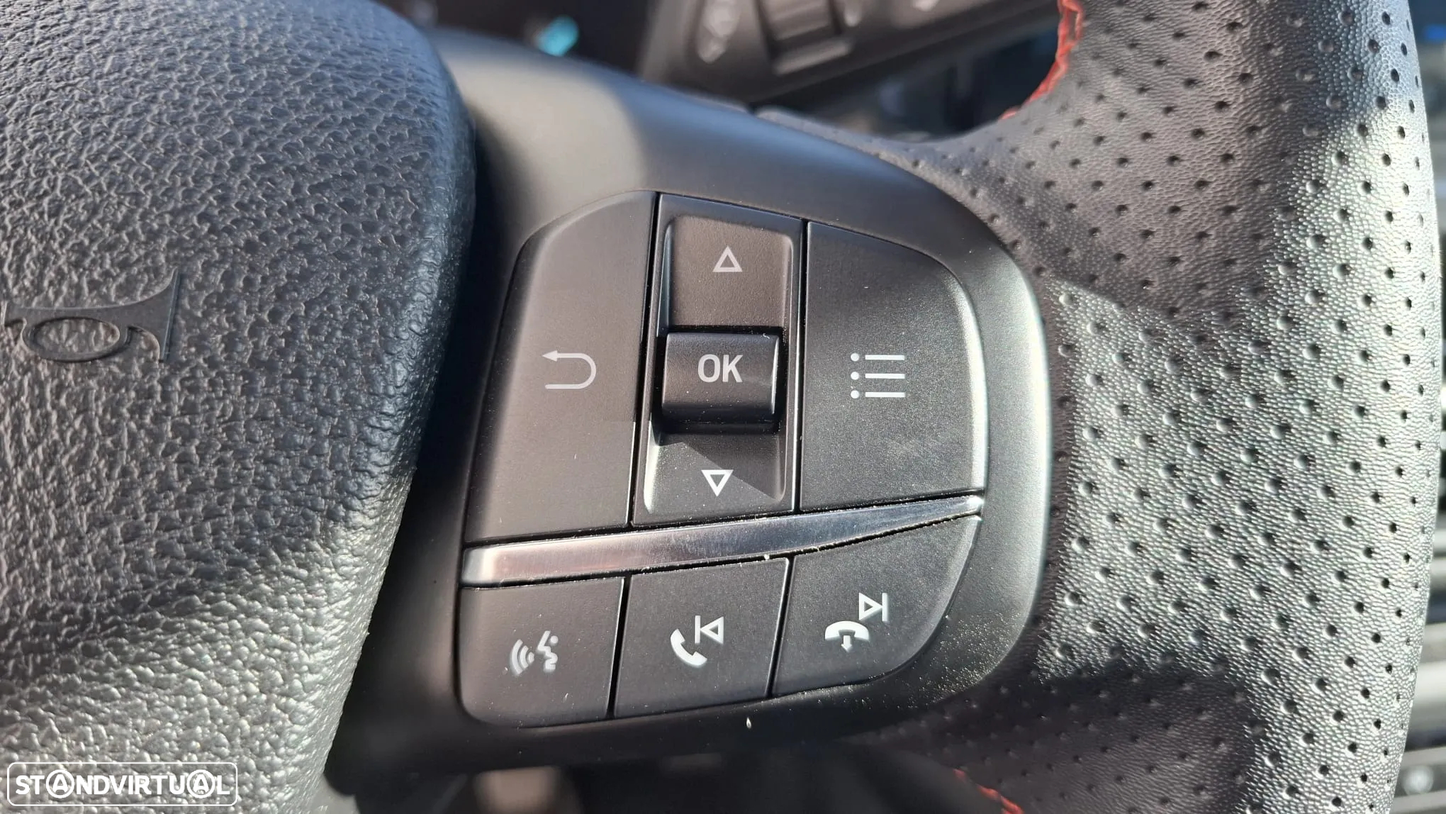Ford Focus SW 1.0 EcoBoost MHEV ST-Line - 15